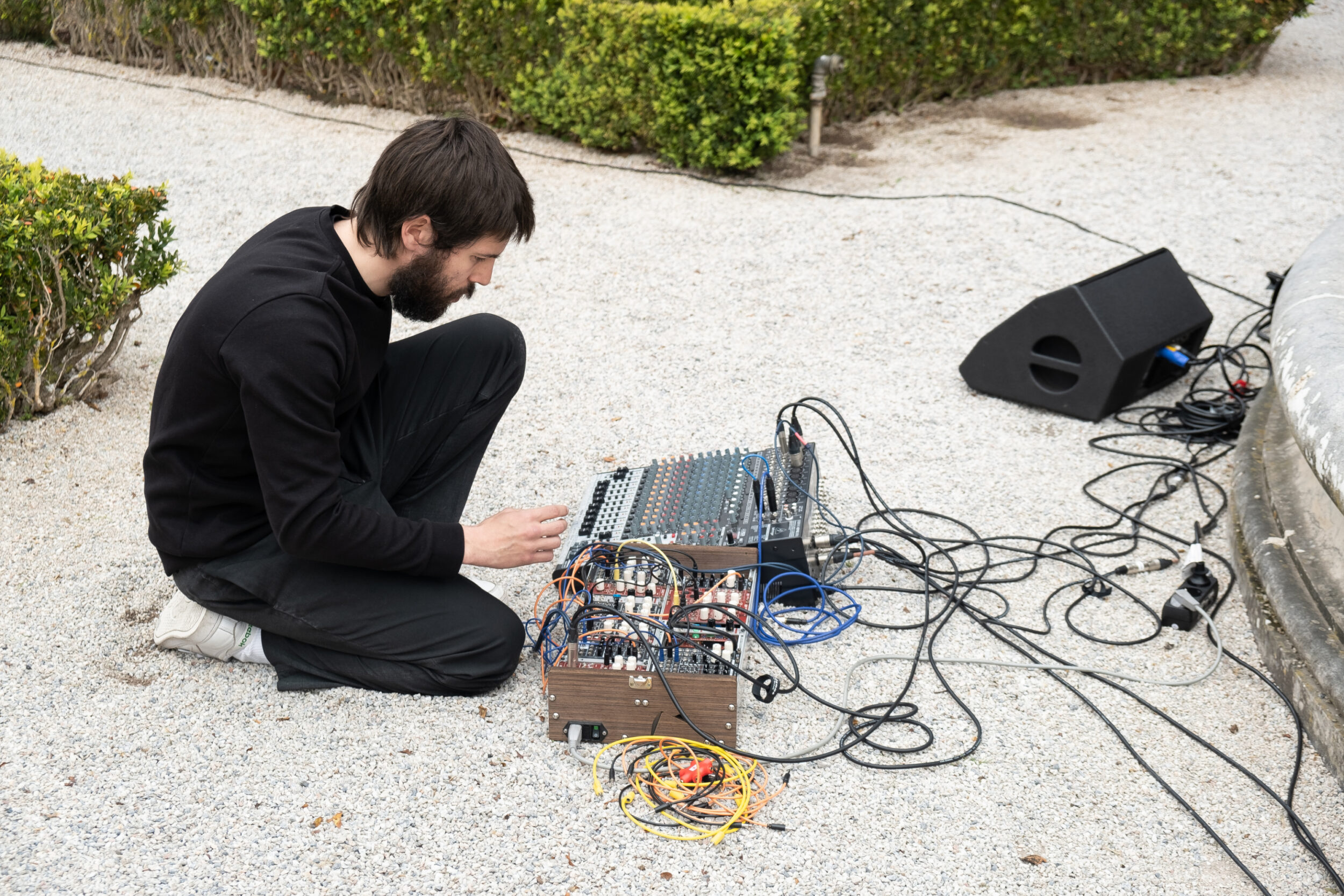 Negócios Estrangeiros / Affaires Étrangères - Vir Andres Hera