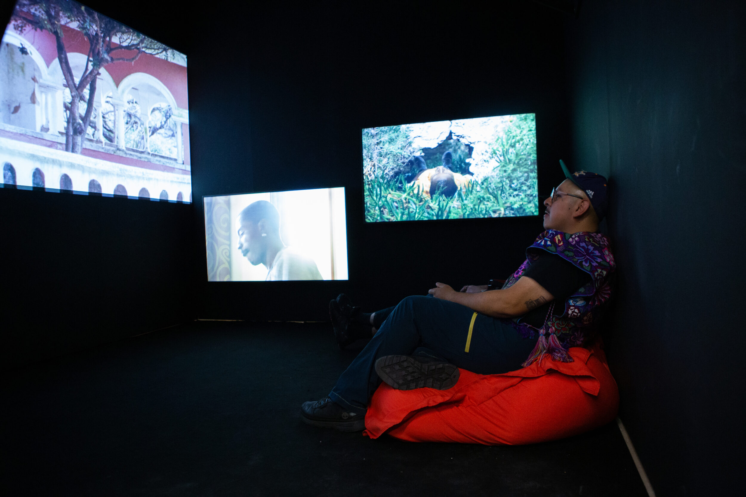 Salon de Montrouge. 66th edition - Vir Andres Hera