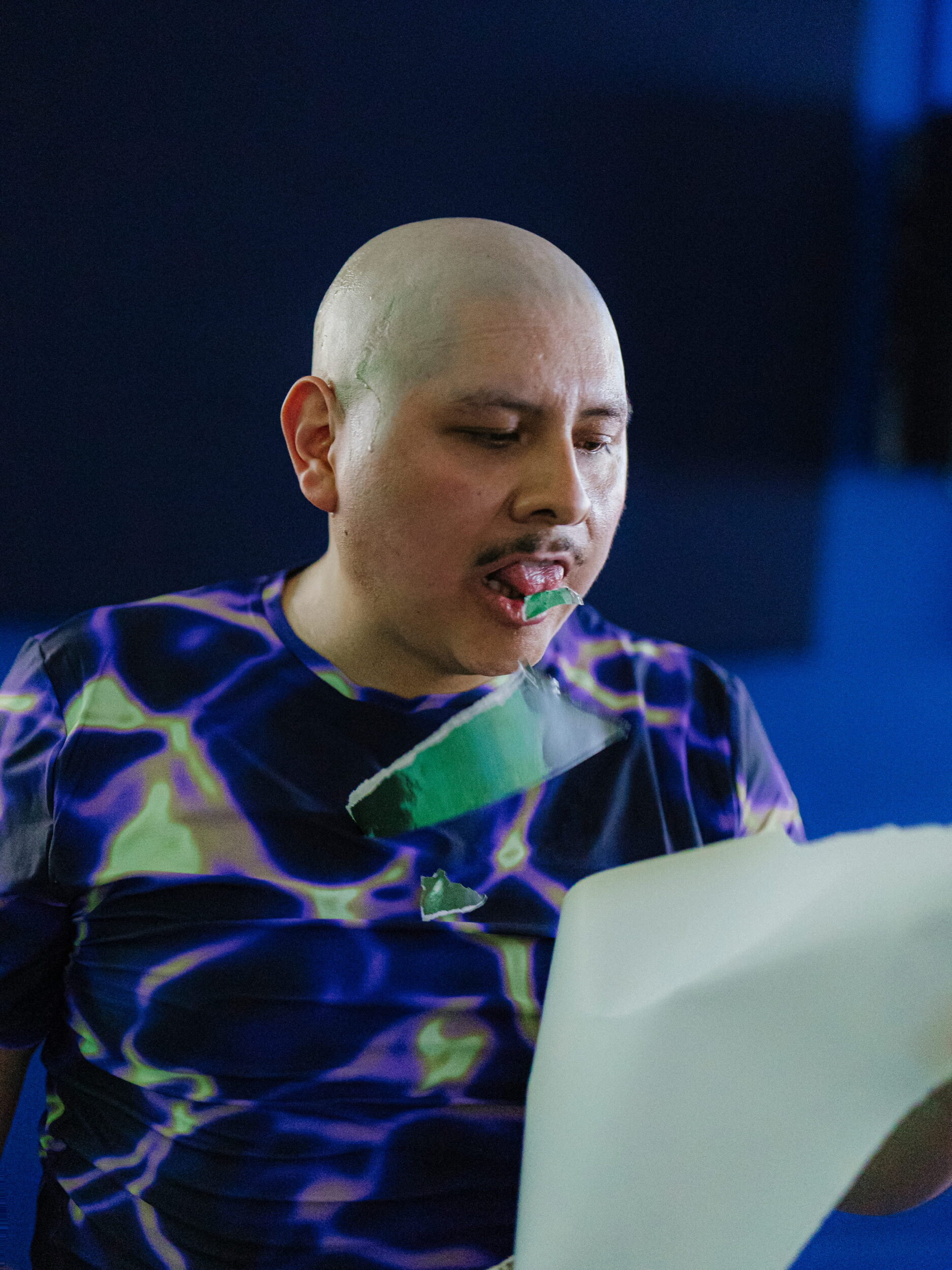 Lo Sagrado, Sin Mundo - Vir Andres Hera