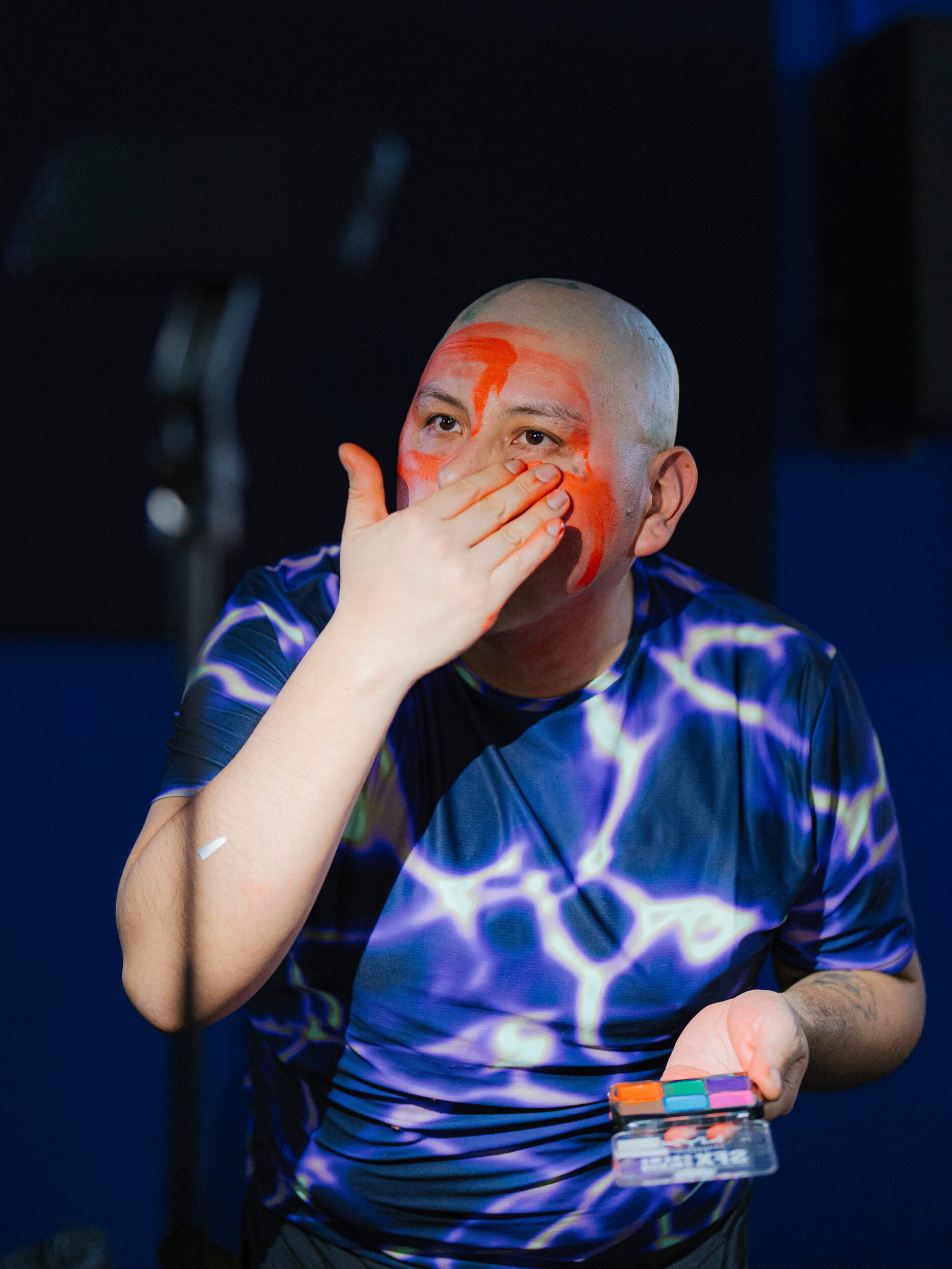 Lo Sagrado, Sin Mundo - Vir Andres Hera