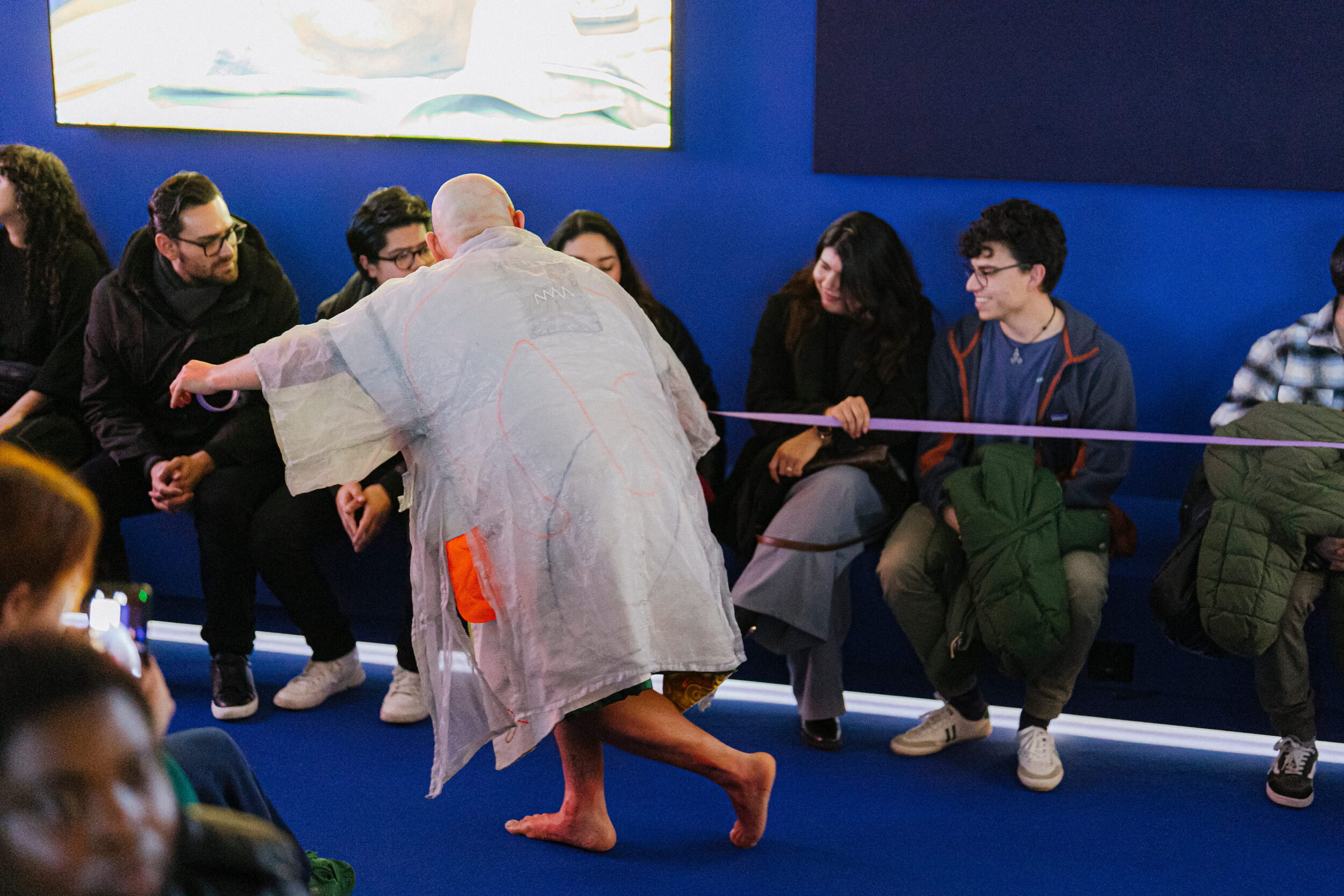 Lo Sagrado, Sin Mundo - Vir Andres Hera