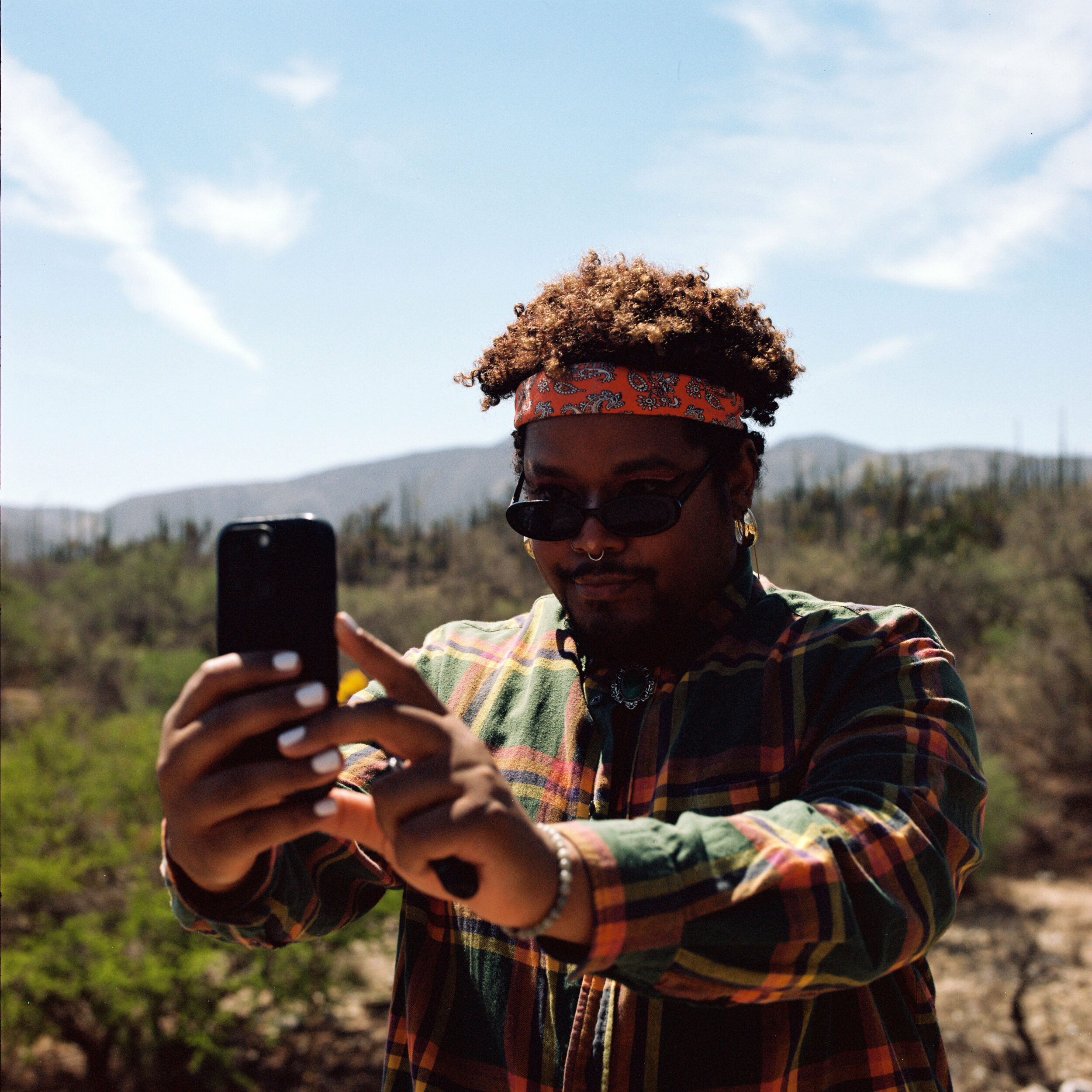 Baroque frequencies, endless conversions - Vir Andres Hera