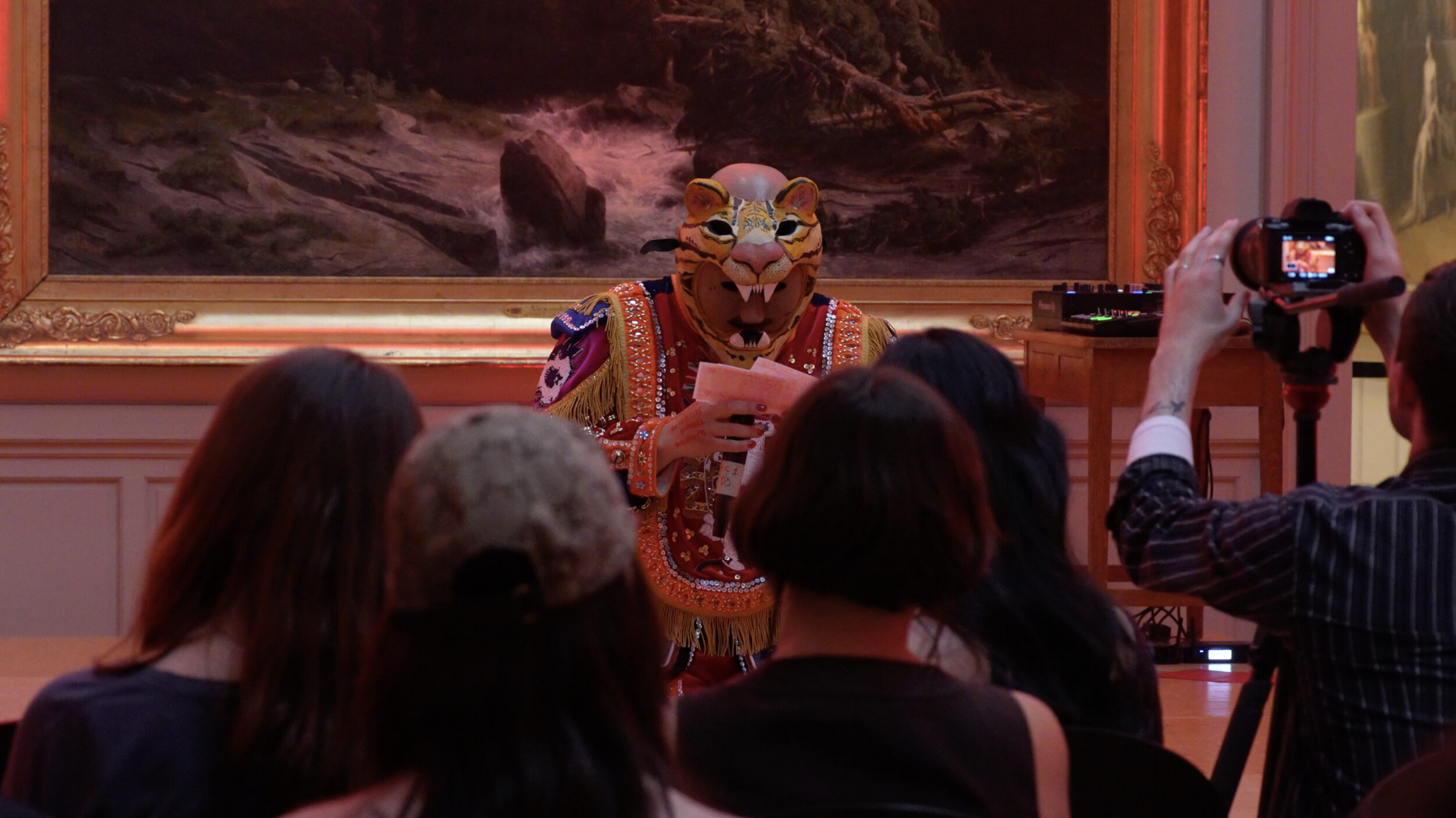 The Sacred, Without World - Vir Andres Hera