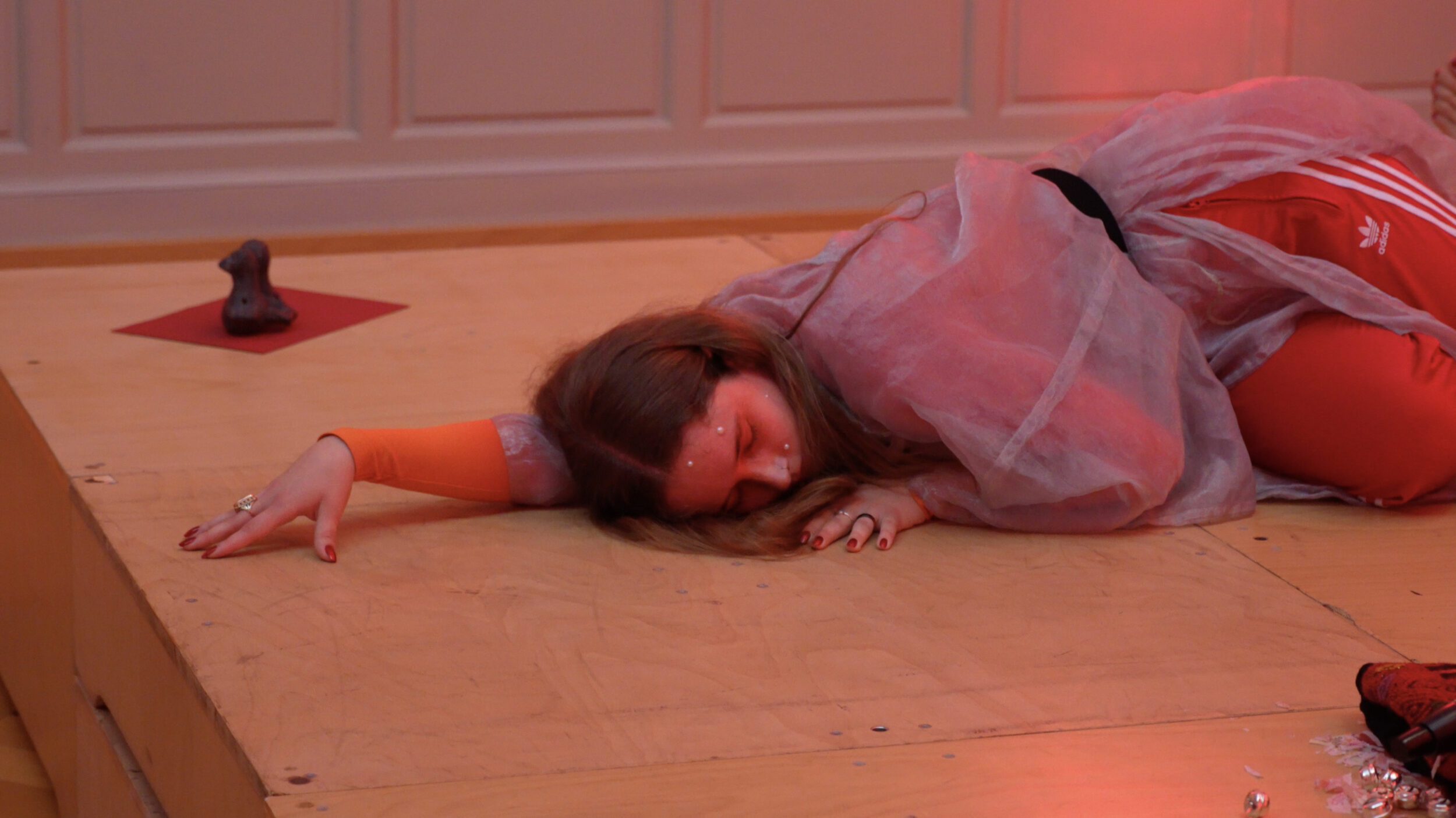 The Sacred, Without World - Vir Andres Hera