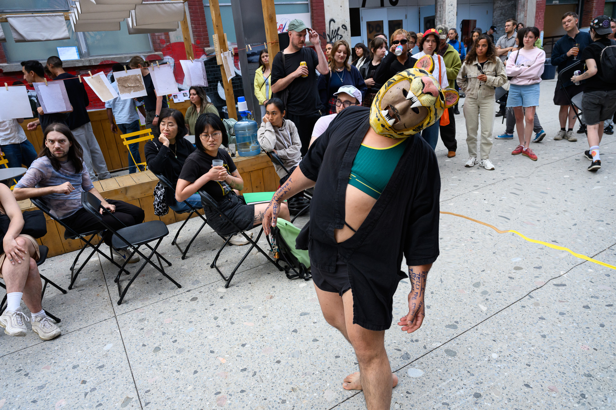 At the Limit of the Otherwordly Limit of the World - Vir Andres Hera