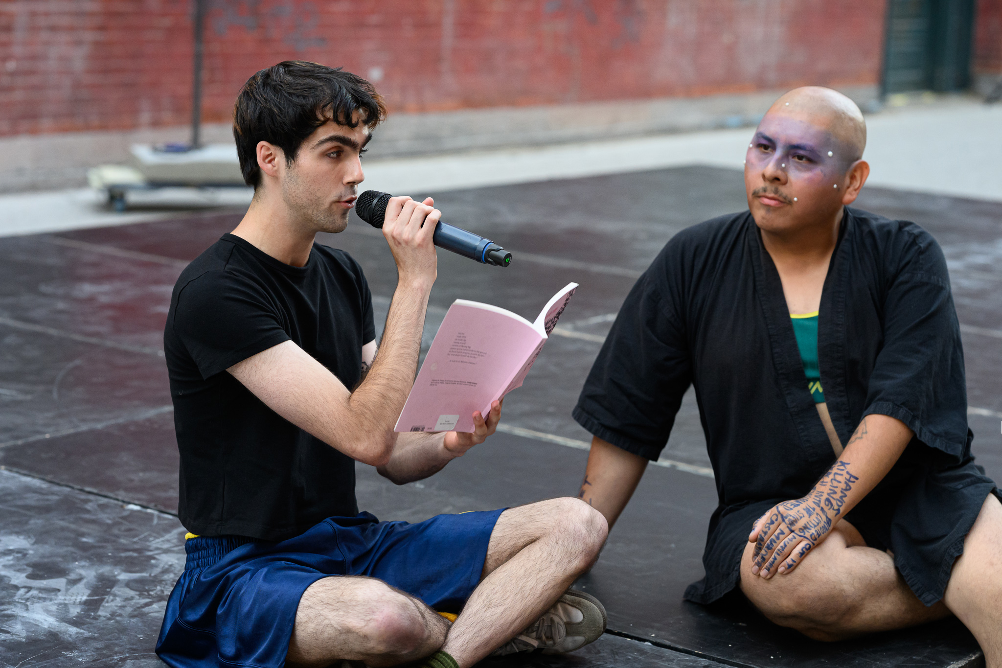 At the Limit of the Otherwordly Limit of the World - Vir Andres Hera