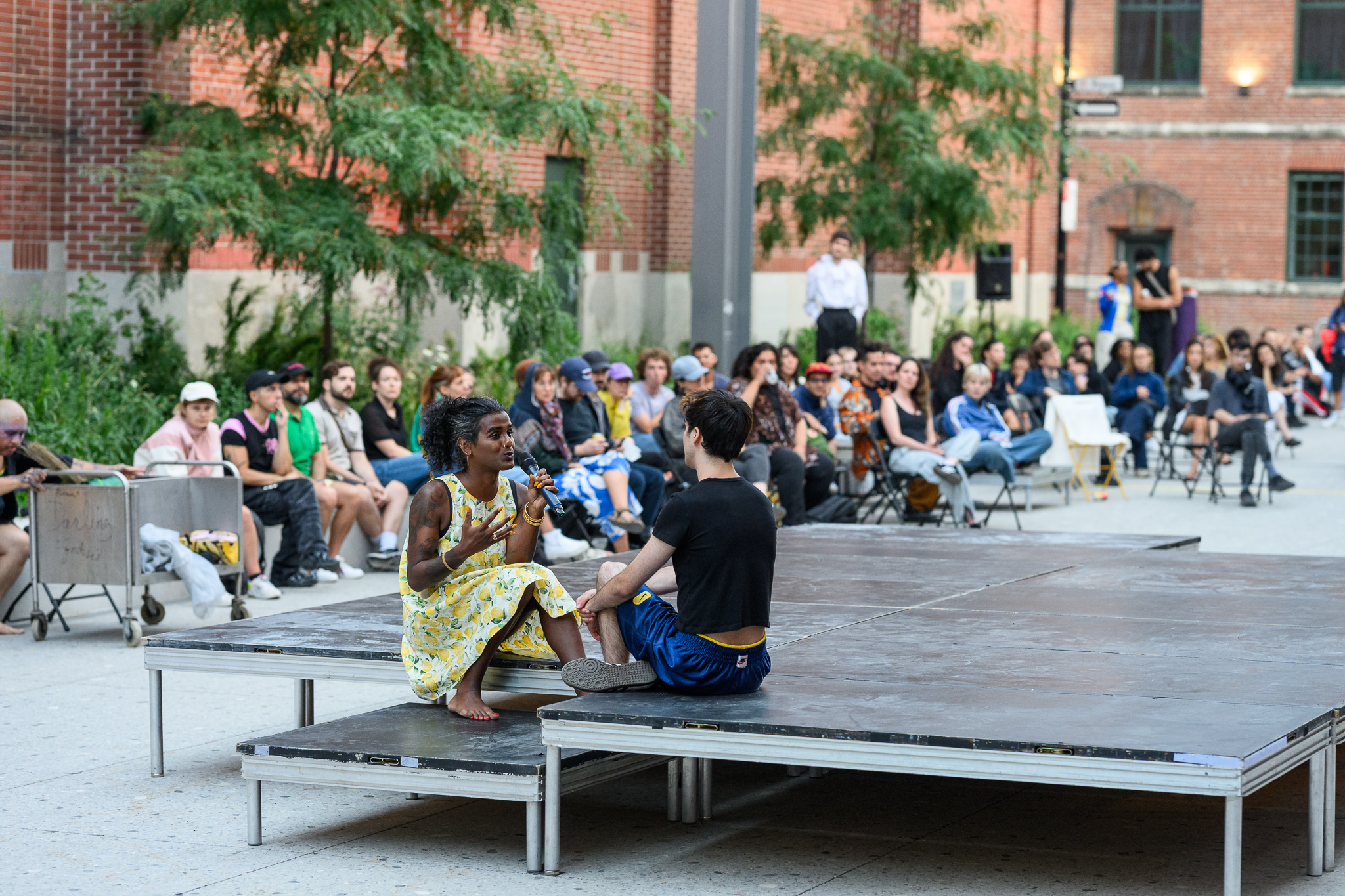 At the Limit of the Otherwordly Limit of the World - Vir Andres Hera