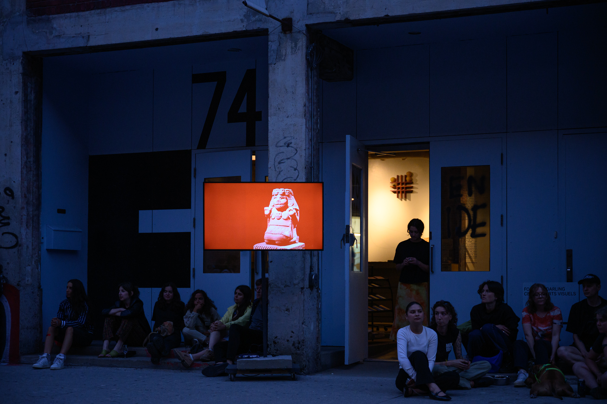 At the Limit of the Otherwordly Limit of the World - Vir Andres Hera