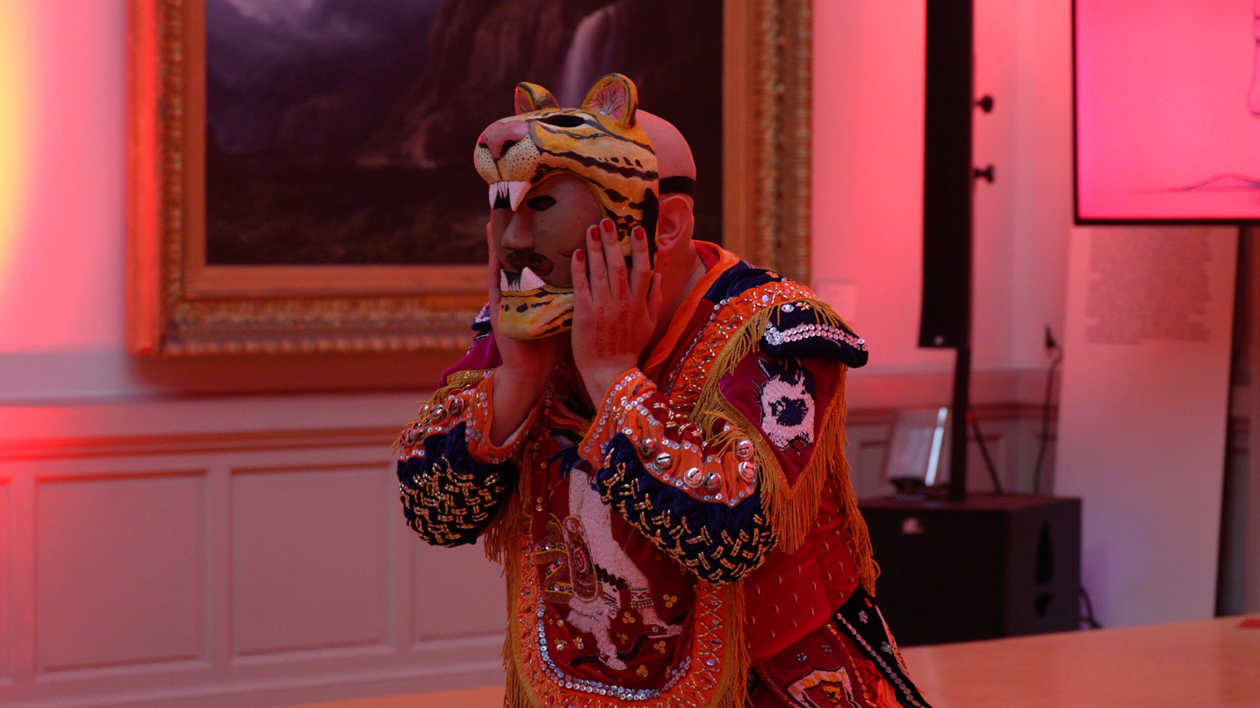 The Sacred, Without World - Vir Andres Hera