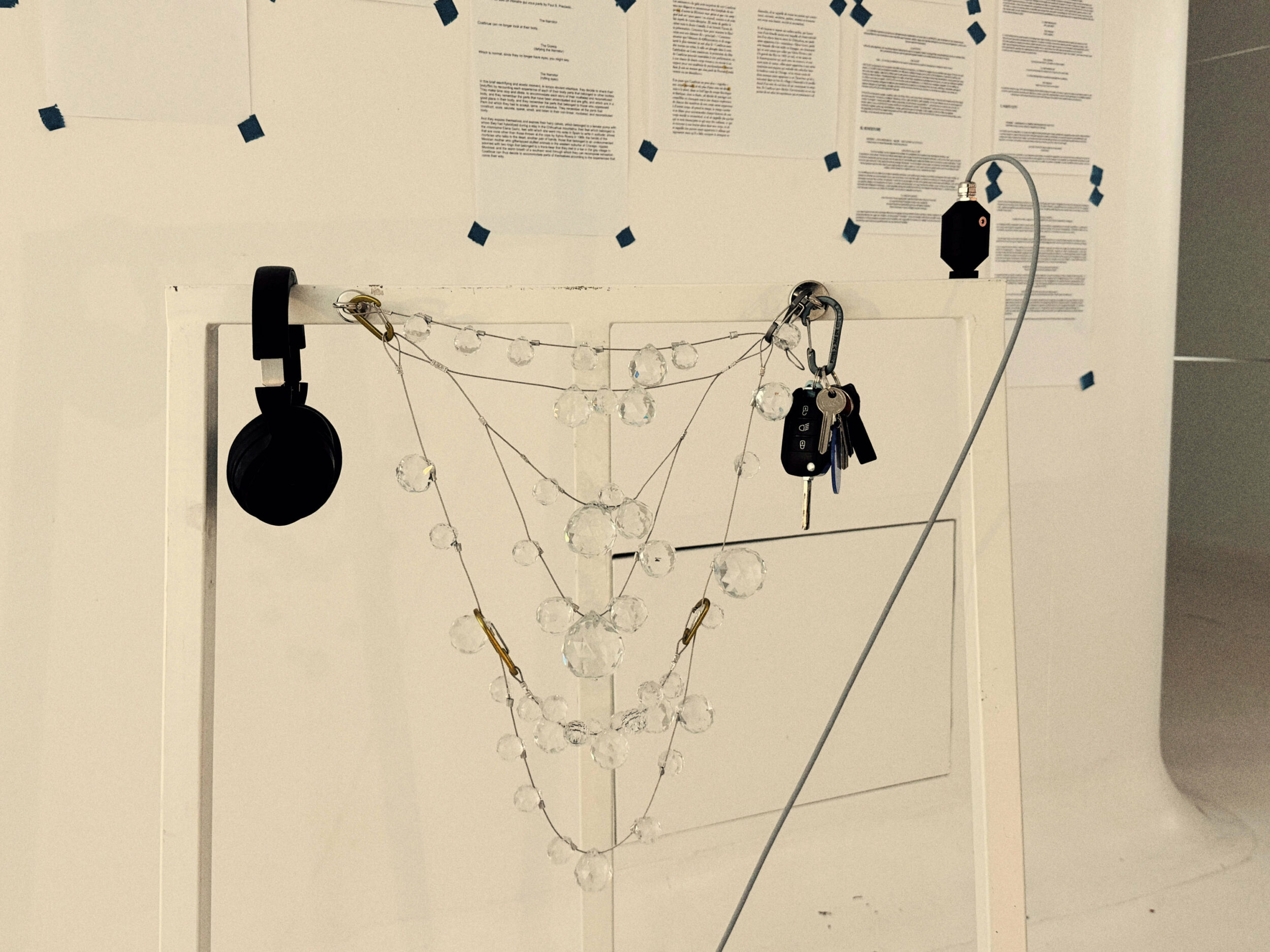 A Room of One’s Ghosts - Vir Andres Hera