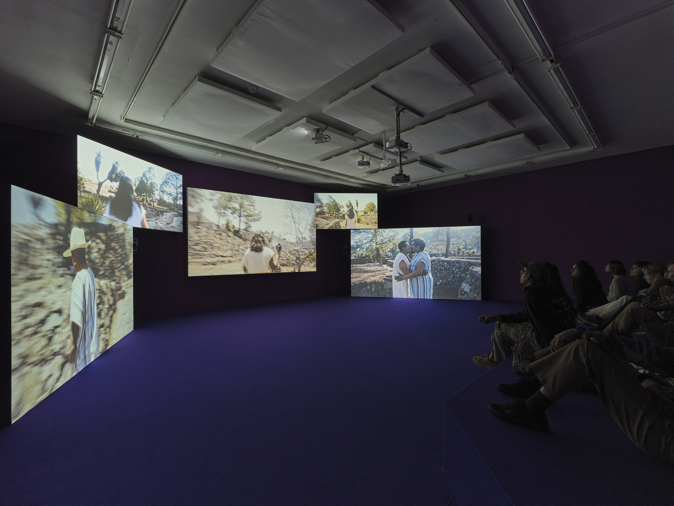 Les Voix des Fleuves / Crossing the Water - Vir Andres Hera