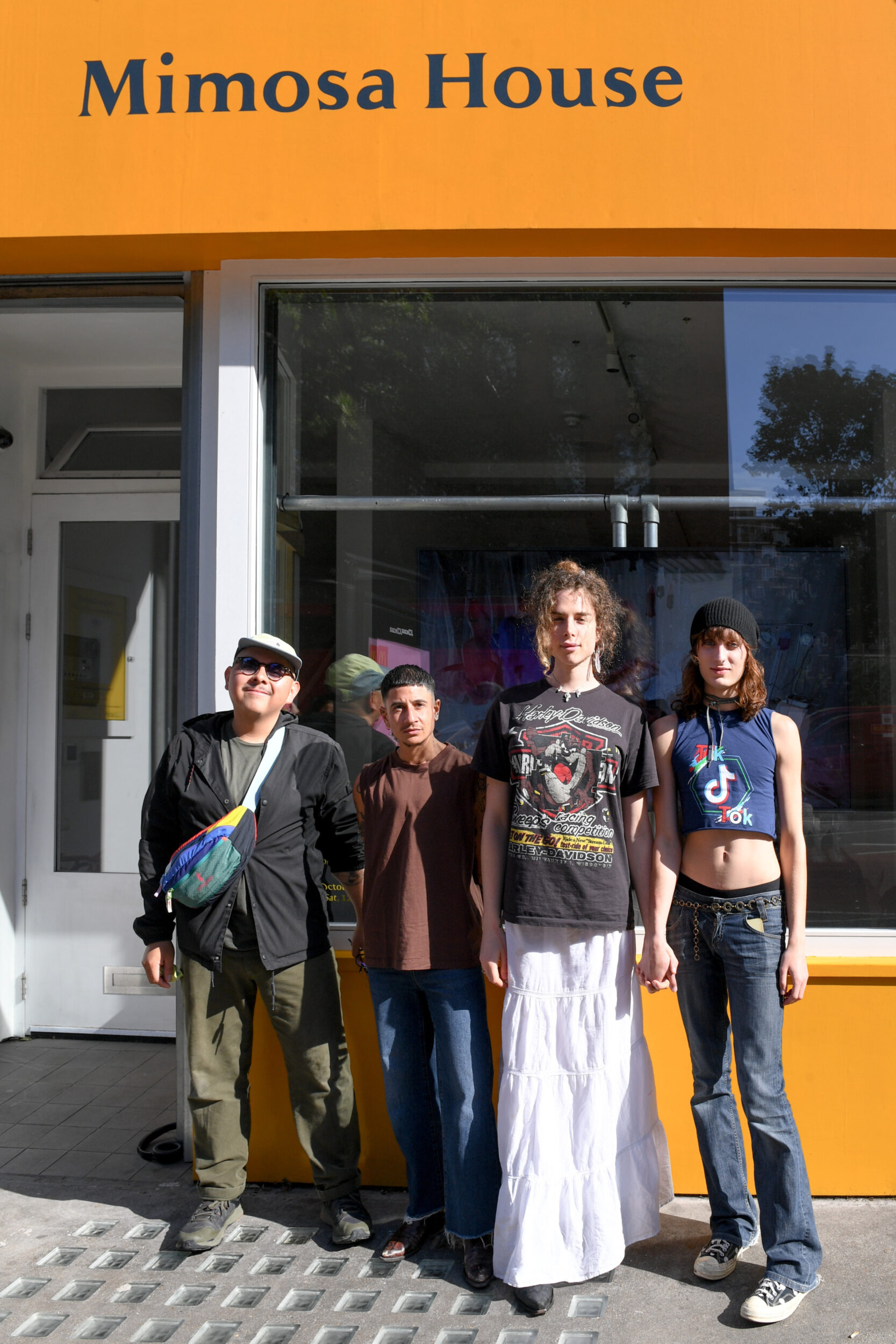 Exchange: London - Vir Andres Hera