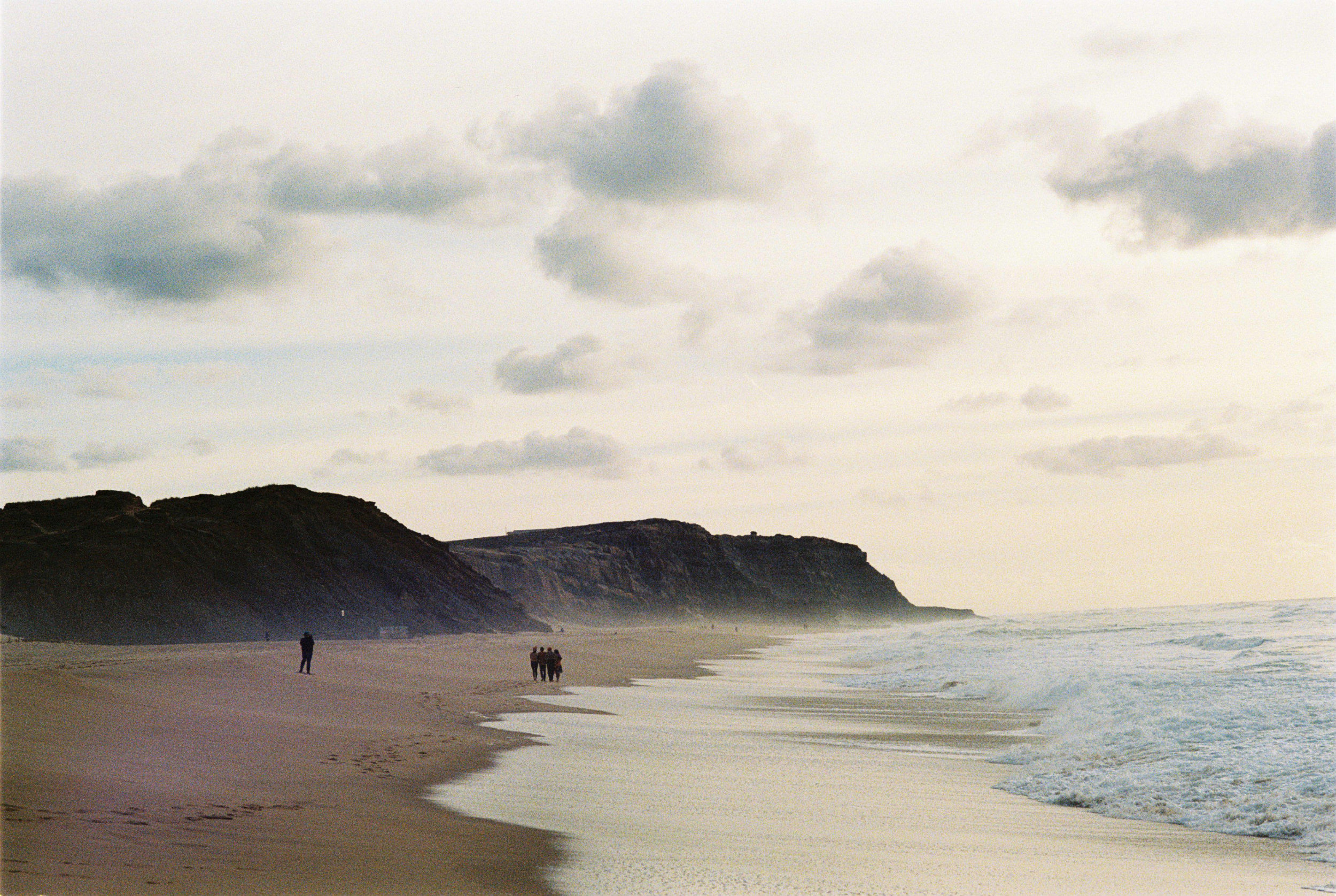 A Composition in the Ruins - Vir Andres Hera