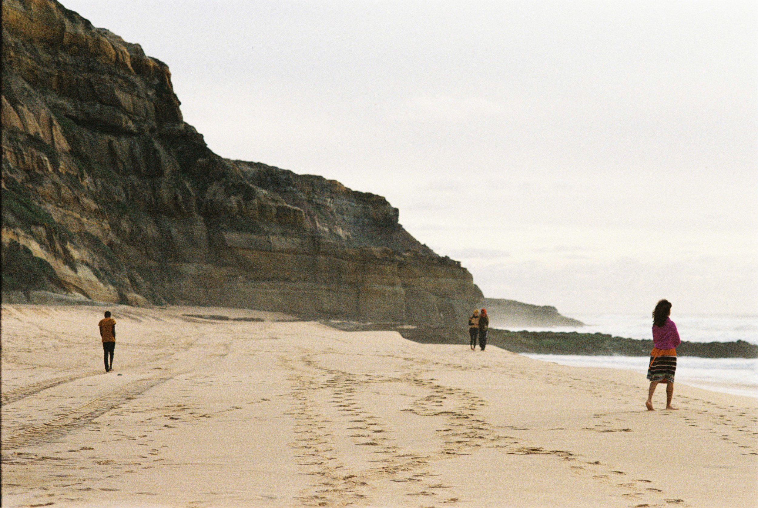 A Composition in the Ruins - Vir Andres Hera