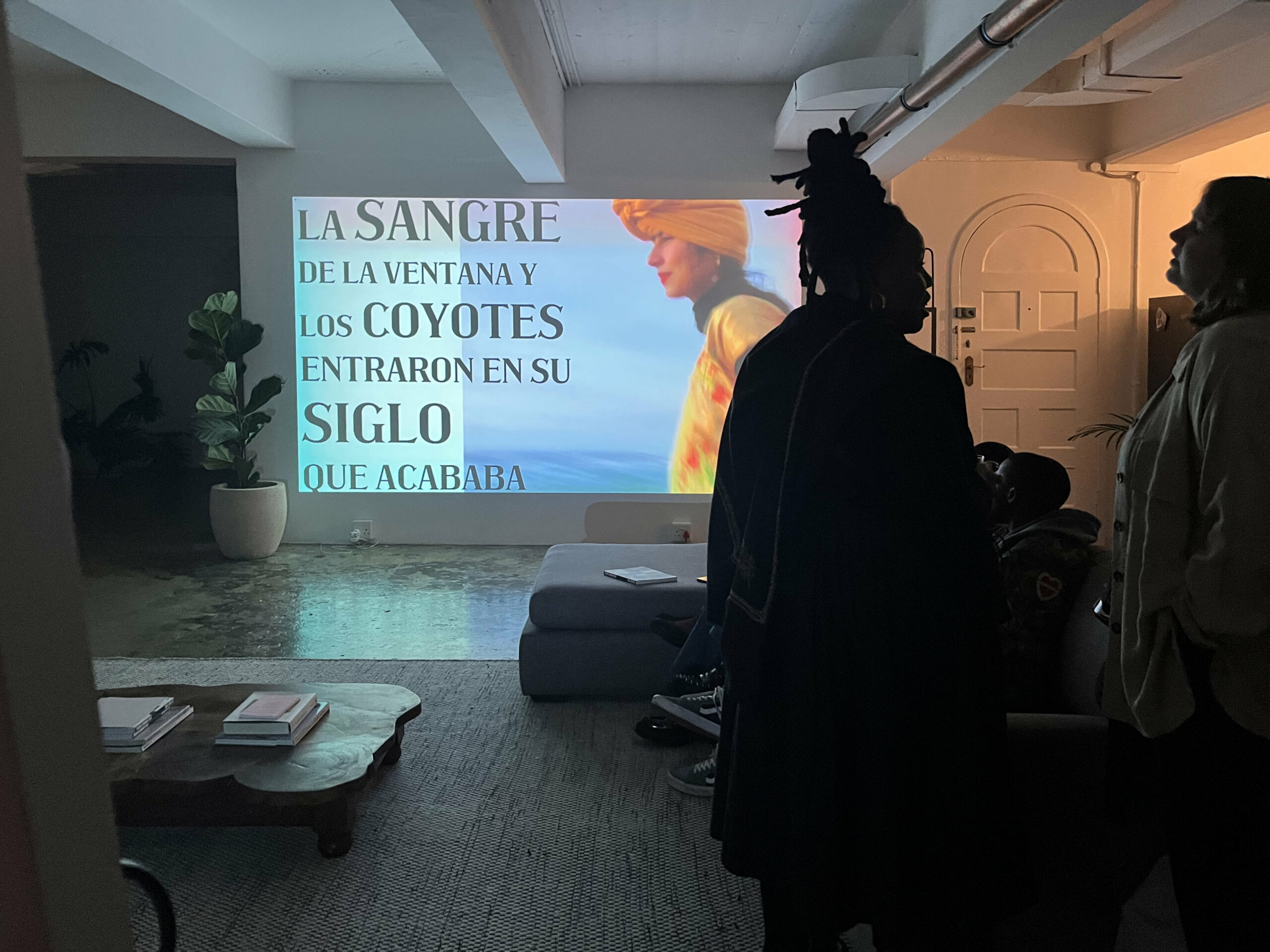 Los Coyotes Entraron en su Siglo - Vir Andres Hera