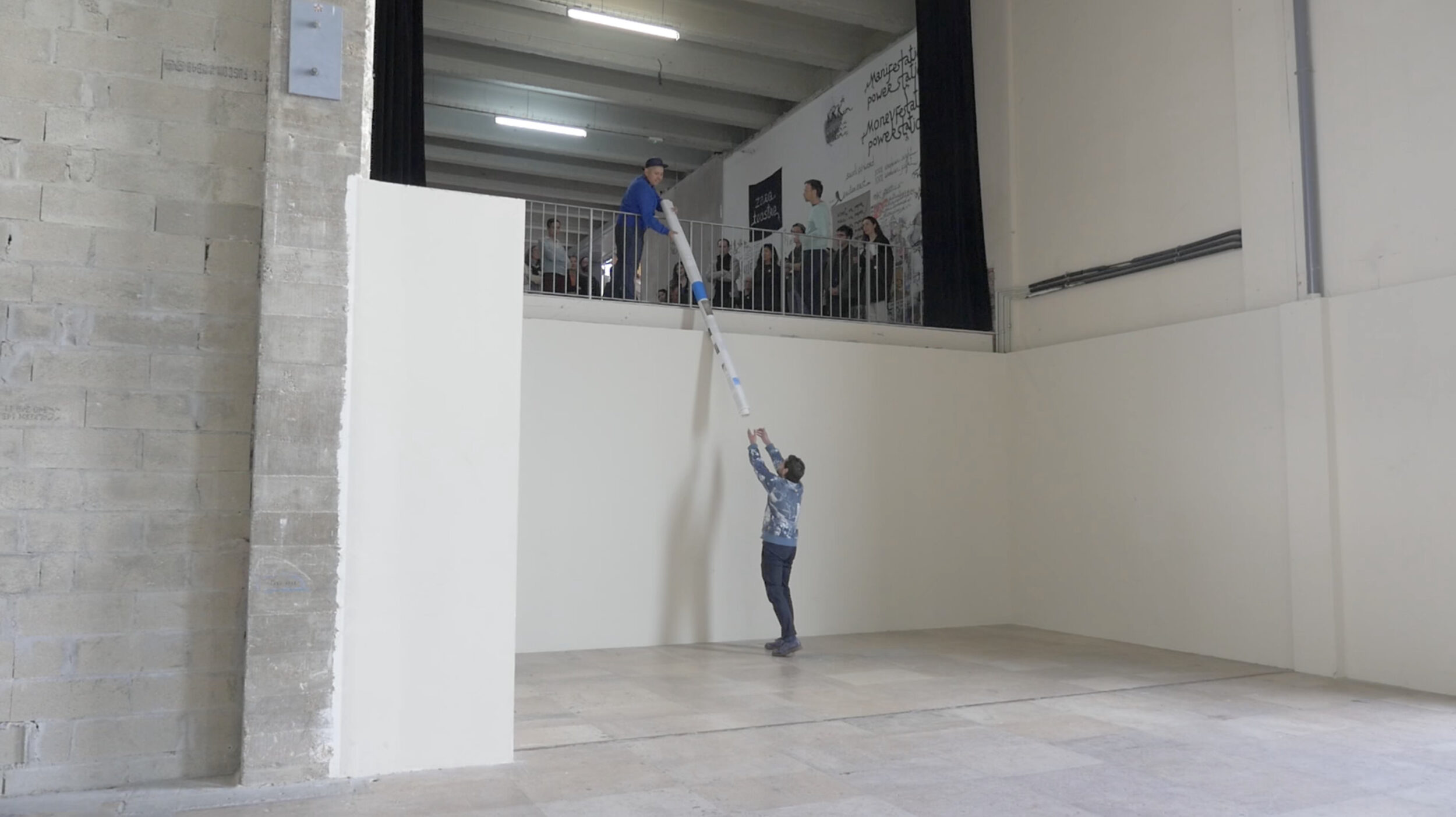 Du périmètre scénique - Vir Andres Hera