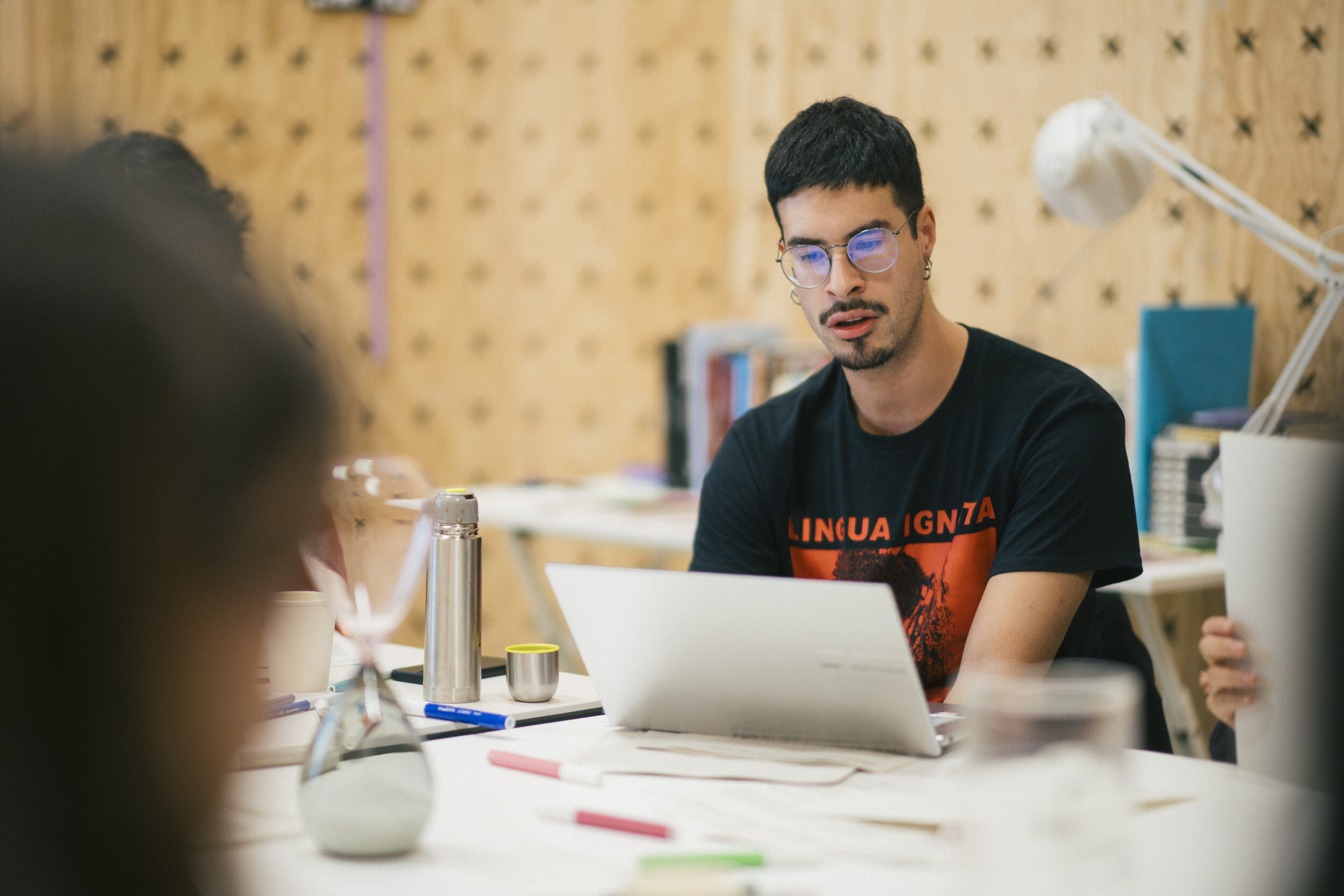 Todo comienzo es un ensayo - Vir Andres Hera
